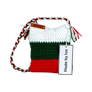 Плетена торбичка за врат