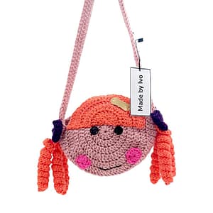 Детска плетена чанта "Момиче с розова коса и сини панделки"