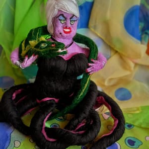 Кукла от вълна Урсула